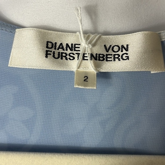 Diane Von Furstenberg flutter sleeve midi length wrap dress floral vine Sz 2 - Picture 7 of 15